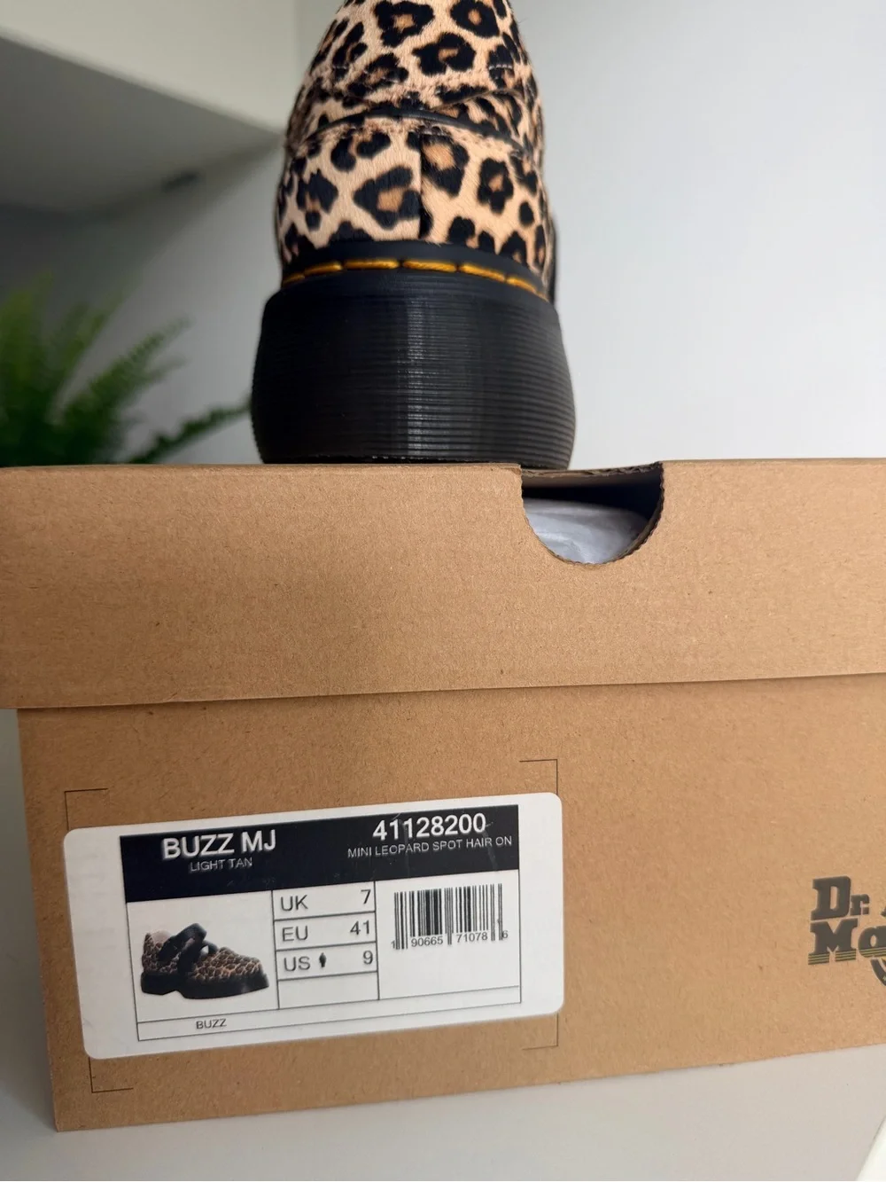 Dr Martens Buzz Mary Jane shoes in leopard print size 9